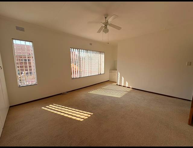 3 BEDROOM TOWNHOUSE FOR SALE IN VAALPARK